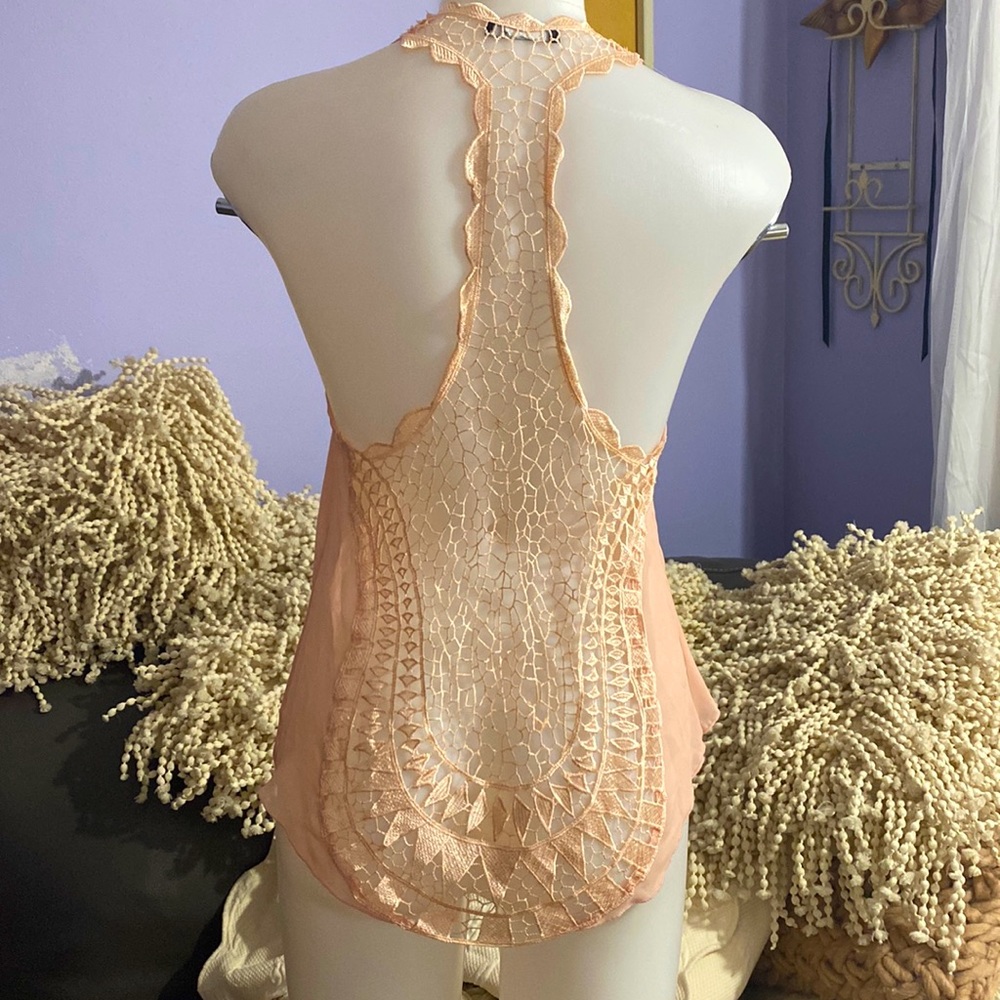 Sheer top size small